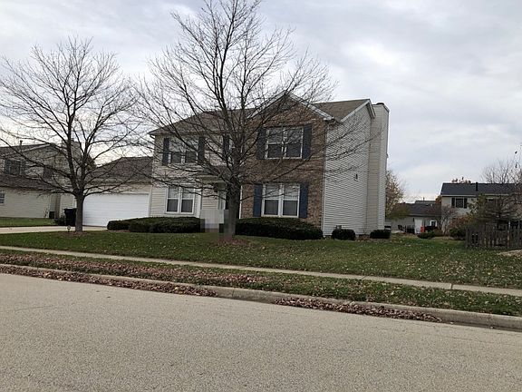 2nd image of 1913 N Berkshire Gardens Cc Ln