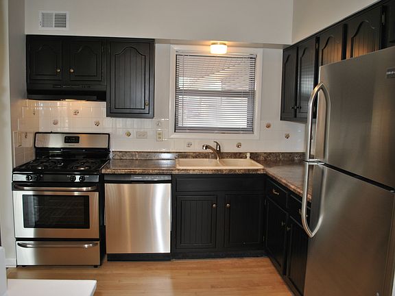 2nd image of 1315 Gifford Ct Unit D