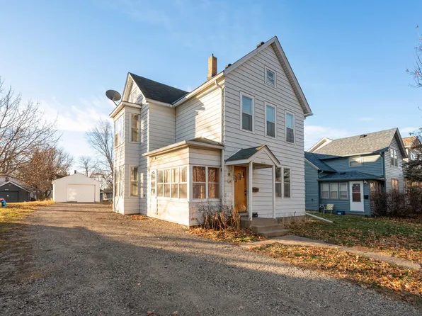 1008 Lawson Ave E, Saint Paul, MN 55106