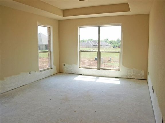 4th image of 7906 NW Brady Way
