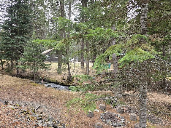 3rd image of 84753 Talmena Rd