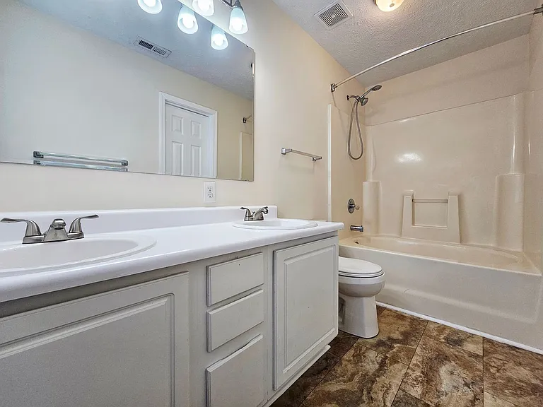 310 Buckeye Dr — Photo 9