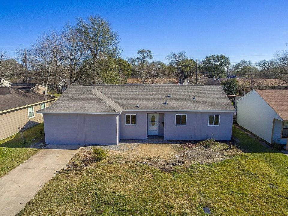 1st image of 225 Tilden Dr