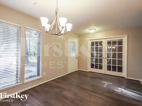5th image of 4014 Cedar Forest Dr