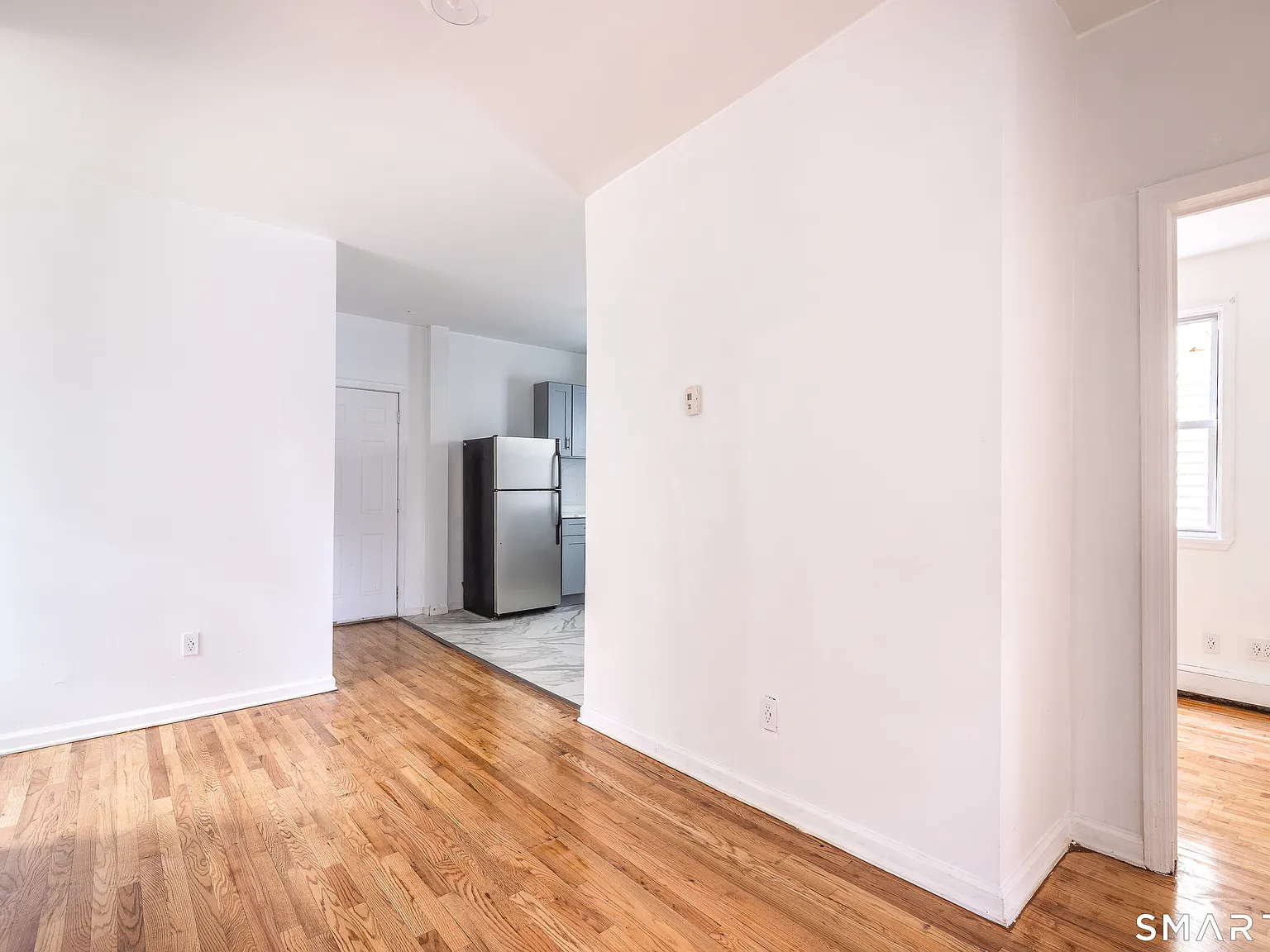 2 bed, 1.0 bath, 738 sqft, $1,750 — Photo 4