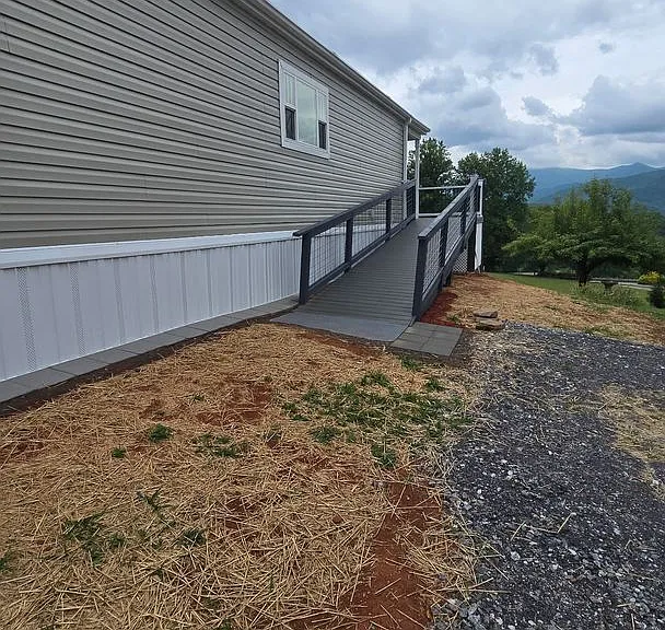 557 Monteith Branch Rd — Photo 3