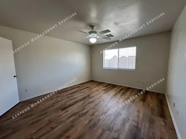 2046 S 171st Dr — Photo 14