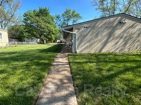 1020 E 13th Ave, Columbus, OH