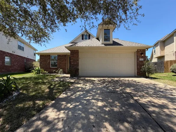 11327 Grass Lake Ln, Richmond, TX 77406