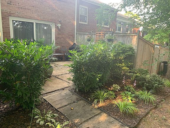 2nd image of 762 Azalea Dr