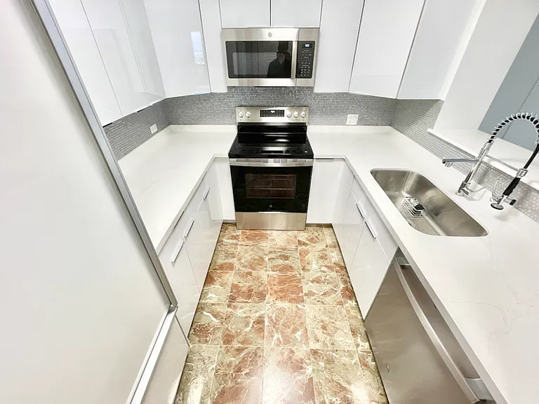 415 South St #2903 — Photo 11