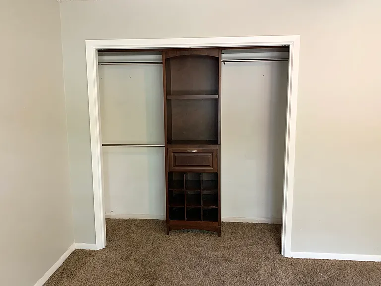 317 Somerset Dr — Photo 33