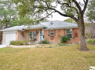 5 Mulberry Ct, Morgans Pt Resort, TX 76513