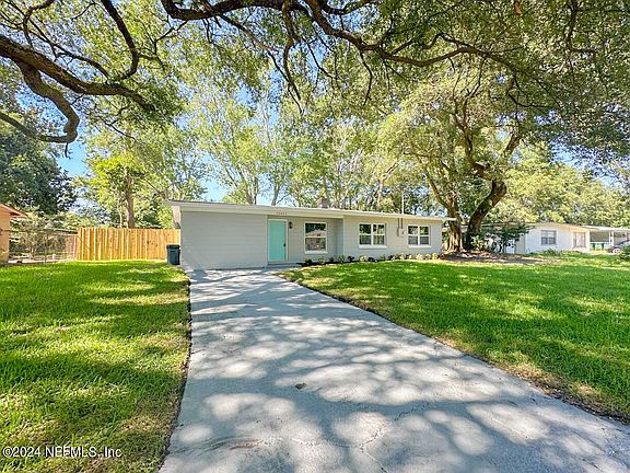 5th image of 10441 GREENHAVEN Drive