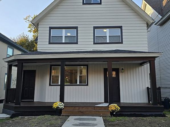 1105 Quincy Ave