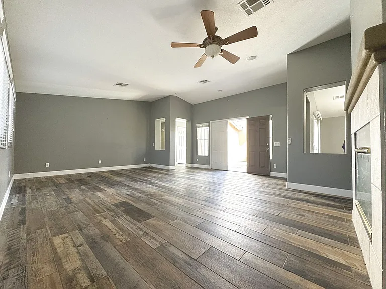 8209 Dusty Valley Ct — Photo 20