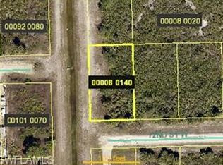 3012 72nd St W, Lehigh Acres, FL 33971
