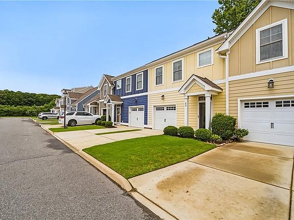 3rd image of 20 Village Park Ln