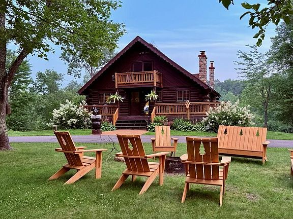 2nd image of 9065 N Rohlf Rd