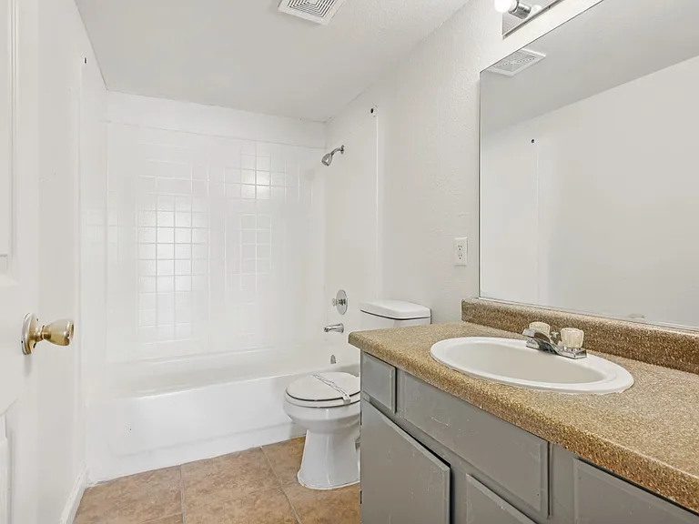 Terravita Apartments — Photo 24