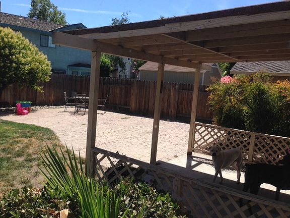 3rd image of 3462 Oak Grove Cir