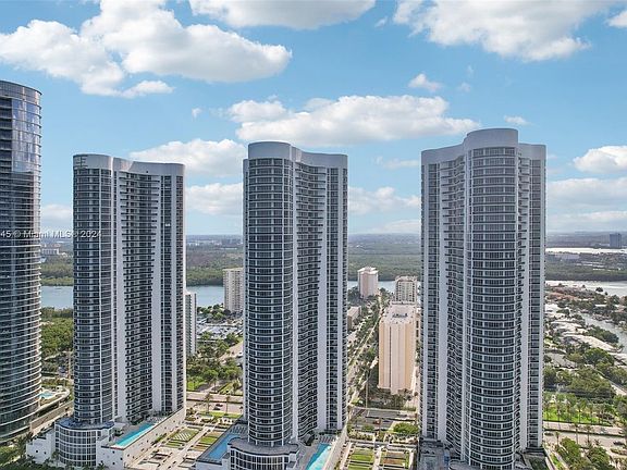 3rd image of 16001 Collins Ave APT 2206