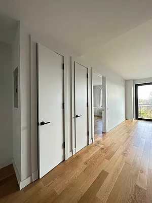 Rented by Artur Gutman, LREB | media 7