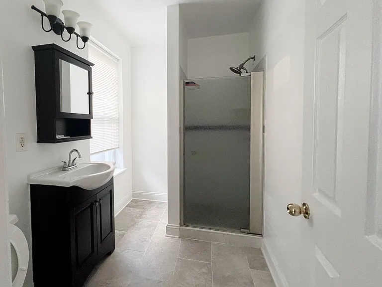 230 S 45th St #3 — Photo 2