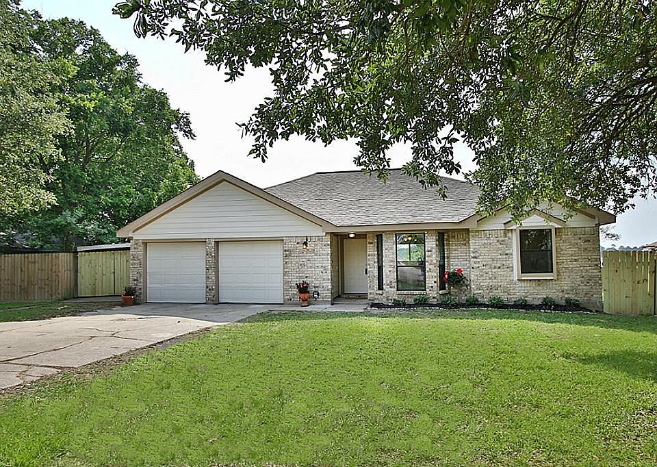 1st image of 13352 Lake Breeze Ln