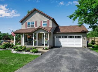 658 Hartley Dr, Angola, NY 14006