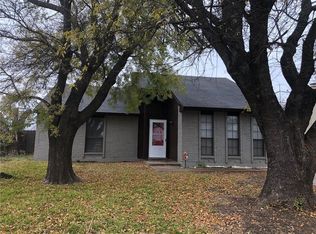 3306 Amberway Dr, Arlington, TX 76014