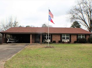 2815 Littleton Rd, Kilgore, TX 75662