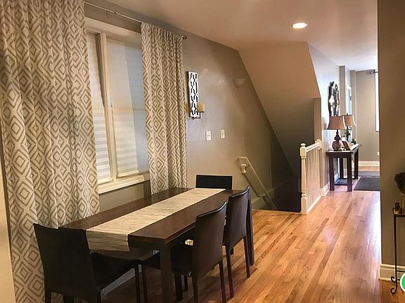 3rd image of 3121 W Washington Blvd #B
