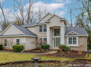 13416 Ravine View Dr, Grand Haven, MI 49417