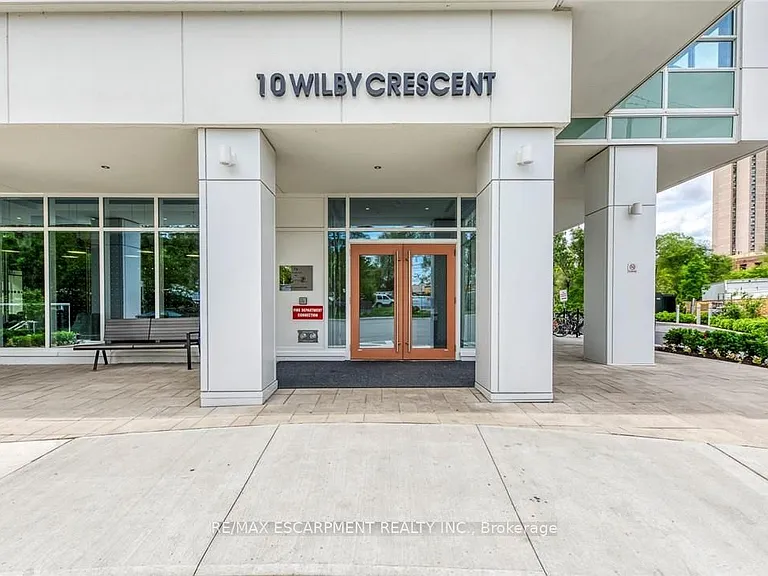 10 Wilby Cres #309 — Photo 3