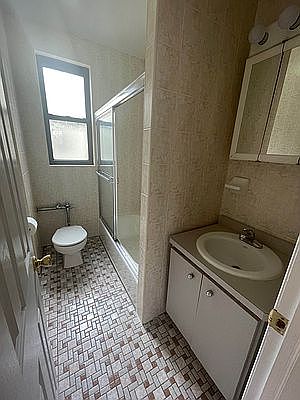 5th image of 43-30 40th St #4G