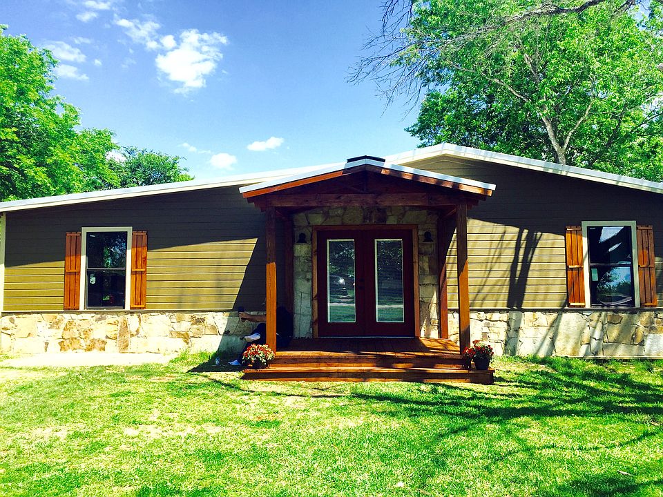 1st image of 215 Tawakoni Trl