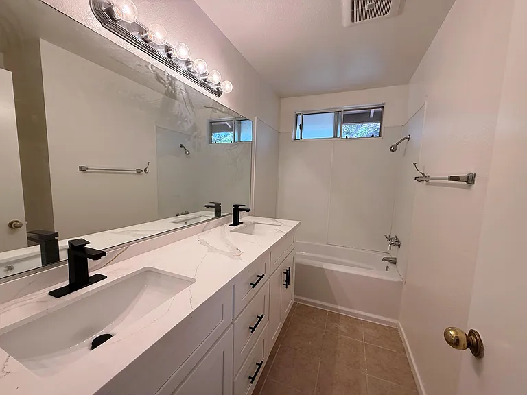 781 La Loma Ln — Photo 9