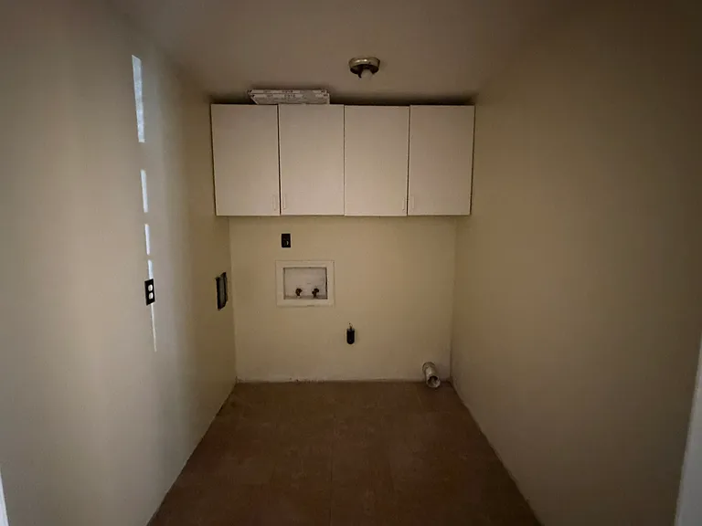 200 W Teamon Cir — Photo 20