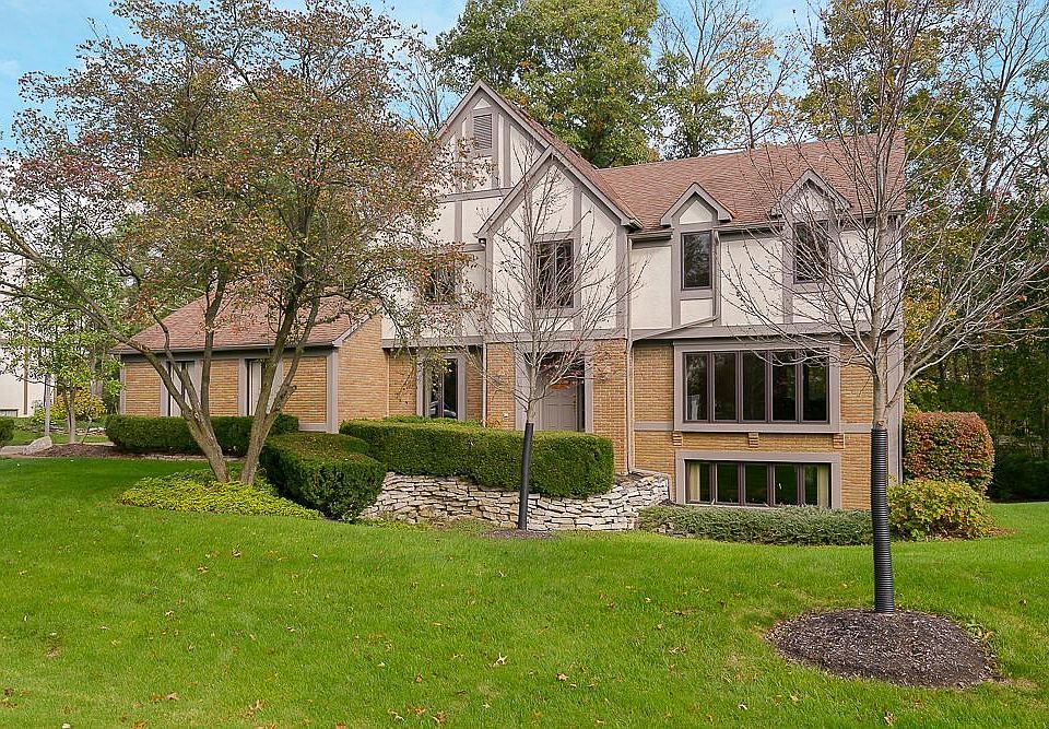 8550 Torwoodlee Court