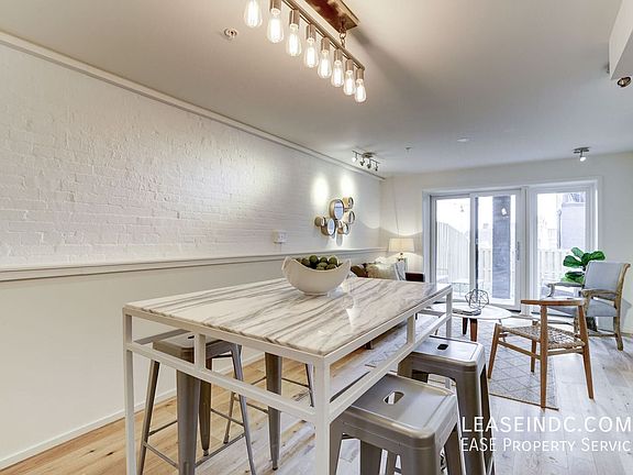 4th image of 1474 Belmont St NW #1