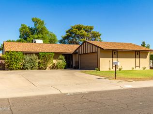12615 N Columbine Dr, Phoenix, AZ 85029