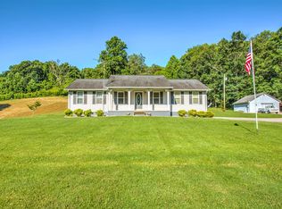629 Riggs Chapel Rd, Harriman, TN 37748