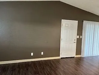 2 bed, 850 sqft, $1,695 — Photo 4