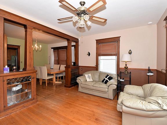 3rd image of 1707 Carlisle AVENUE