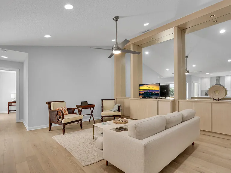 7904 Chapman Oak Ct — Photo 9