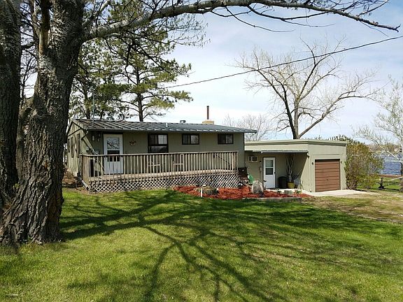 2nd image of 111 Lucinda Ln