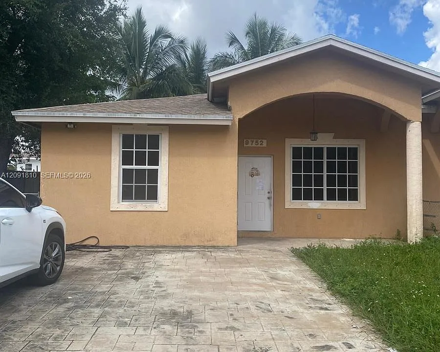 9752 NW 26th Ave #9752