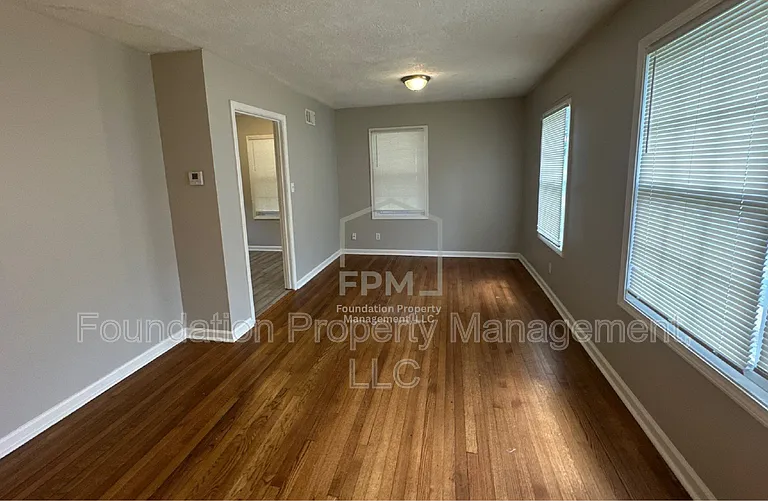 3710 Elm Park Rd — Photo 7