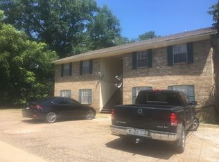 302 S Green St #9, Hallsville, TX 75650